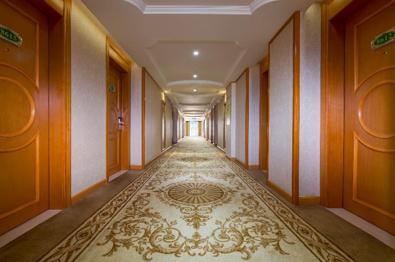 Vienna Hotel Waigaoqiao Shanghai Eksteriør billede